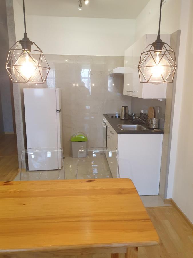 Apartamenty Rynek Lezajsk Buitenkant foto