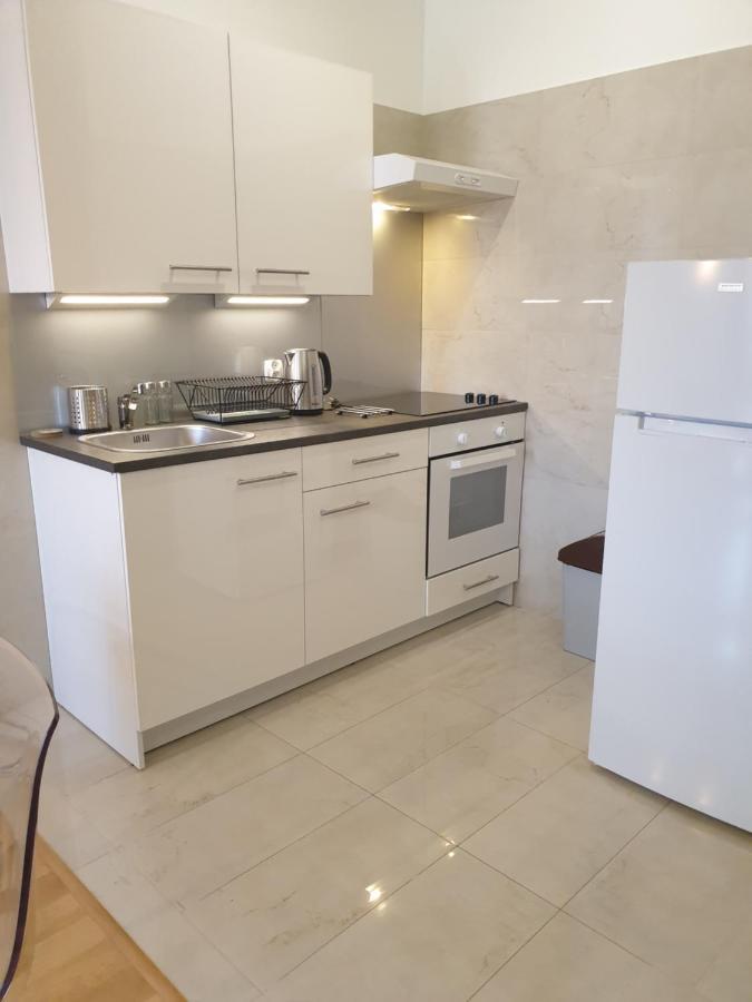 Apartamenty Rynek Lezajsk Buitenkant foto